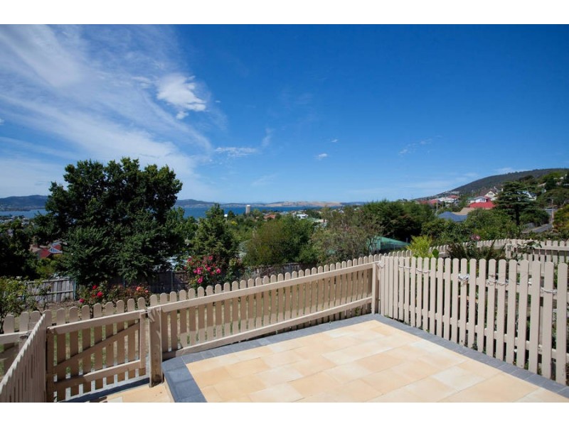 3/7 Kendrick Court, Dynnyrne TAS 7005