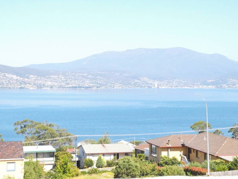 1, 16 Somerset Street, Howrah TAS 7018