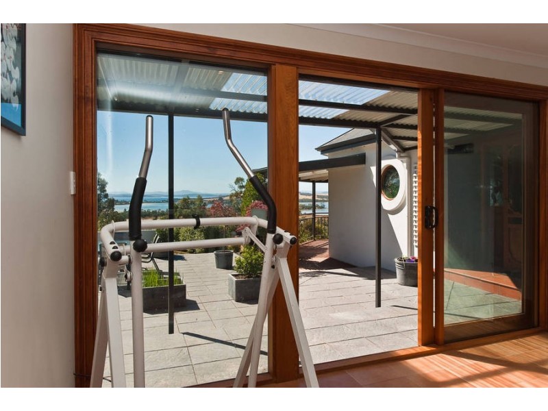 32 Delphis Drive, Sandford TAS 7020