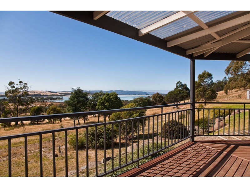 32 Delphis Drive, Sandford TAS 7020