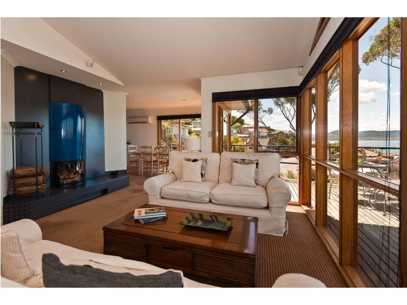 805 Sandy Bay Road, Sandy Bay TAS 7005