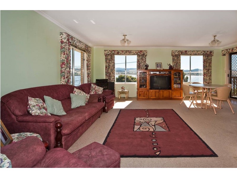 12 Esplanade, Midway Point TAS 7171