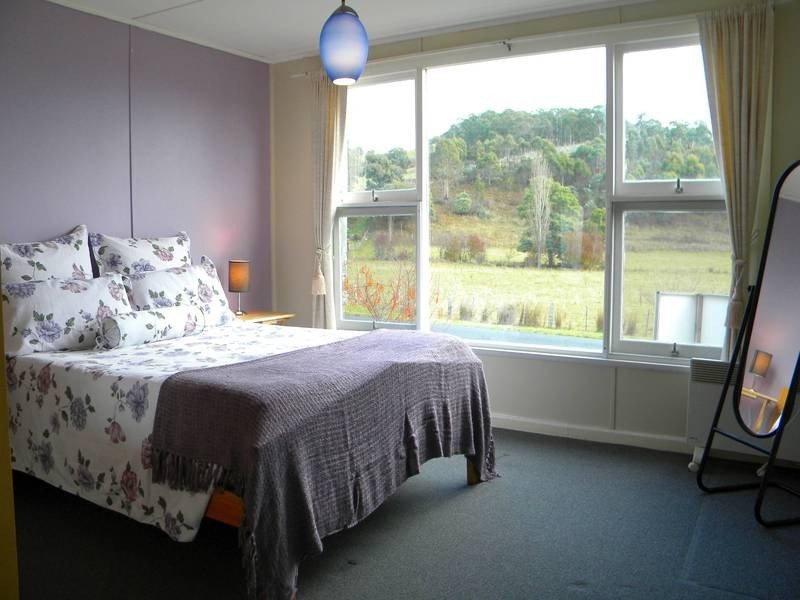 19 The Avenue, Ellendale TAS 7140