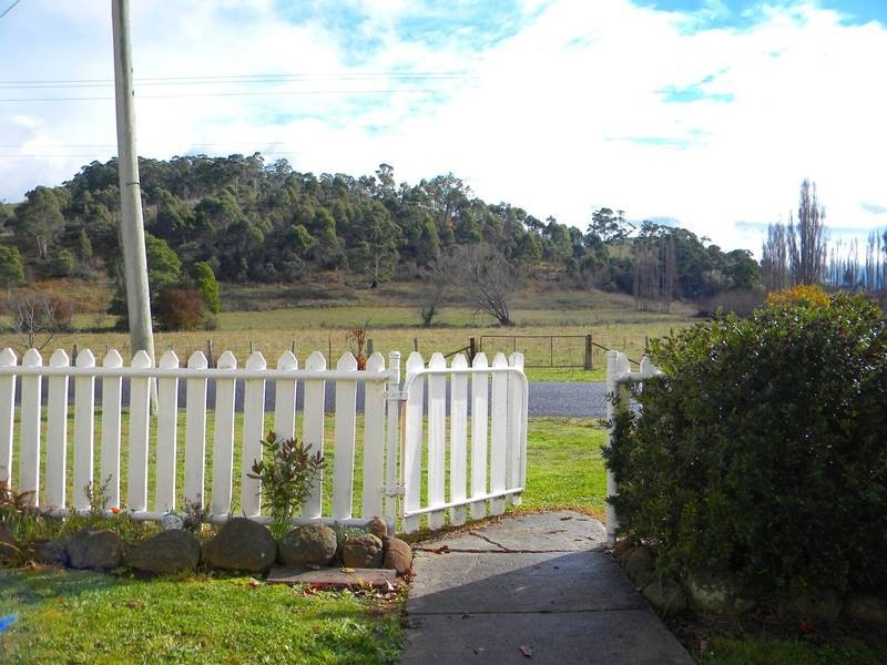 19 The Avenue, Ellendale TAS 7140