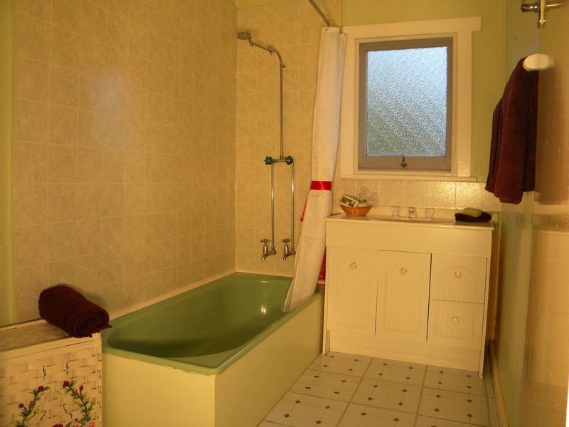 19 The Avenue, Ellendale TAS 7140