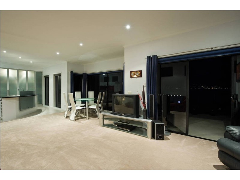 663 Oceana Drive, Tranmere TAS 7018