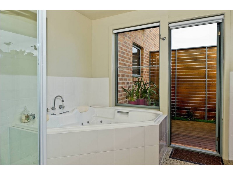 102 Van Morey Road, Margate TAS 7054