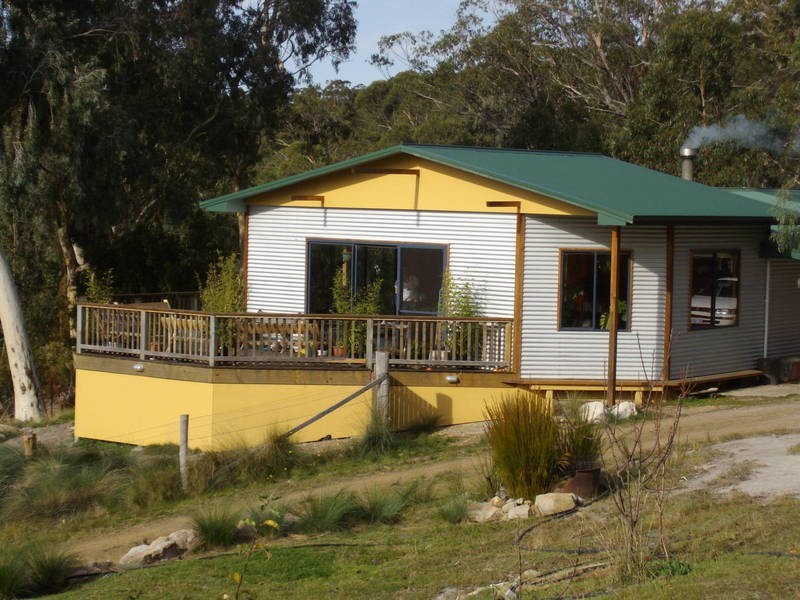 64 Manuka Road, Oyster Cove TAS 7150