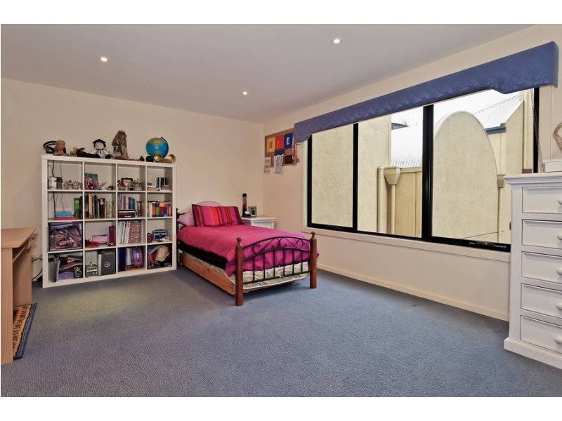2 Terminus Row, Hobart TAS 7000