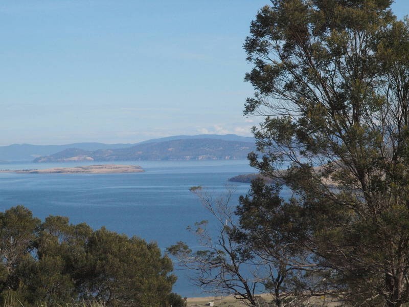 226 South Arm Road, Lauderdale TAS 7021