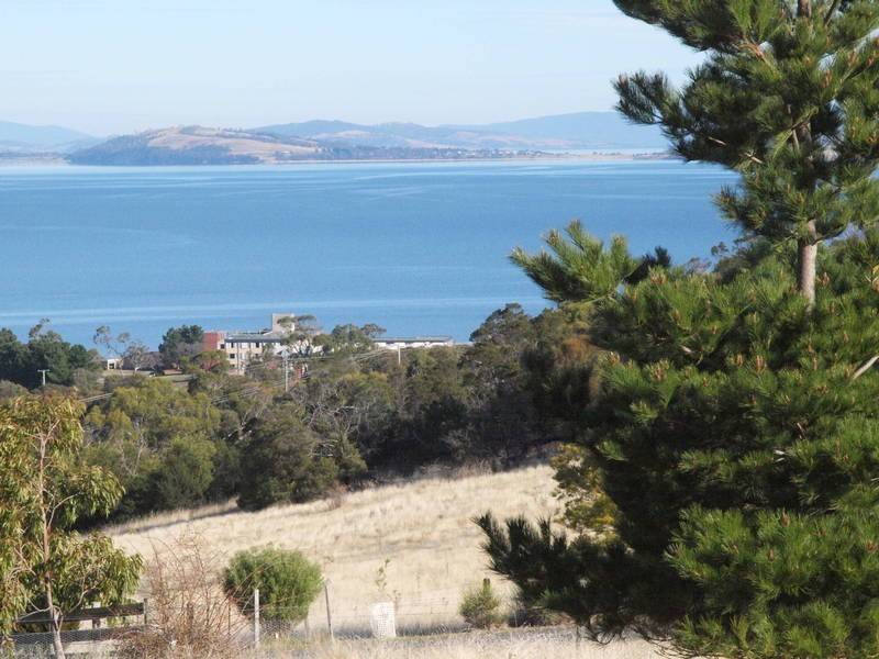 226 South Arm Road, Lauderdale TAS 7021