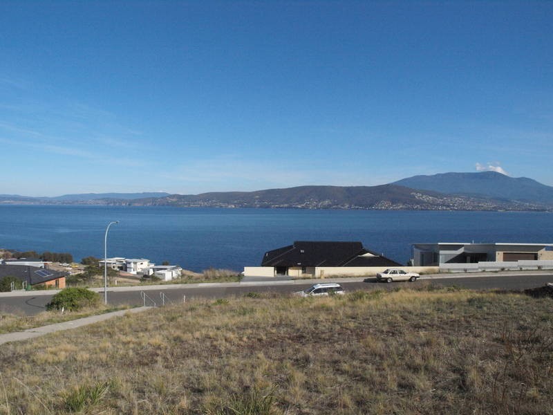 960 Oceana Drive, Tranmere TAS 7018