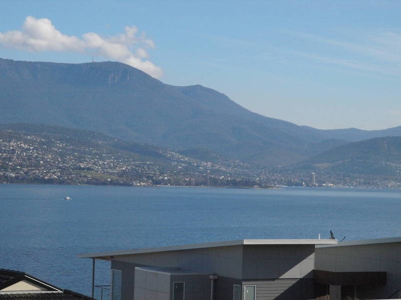 960 Oceana Drive, Tranmere TAS 7018