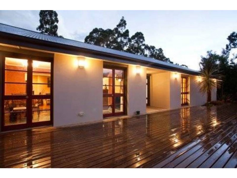 42 Manuka Road, Oyster Cove TAS 7150