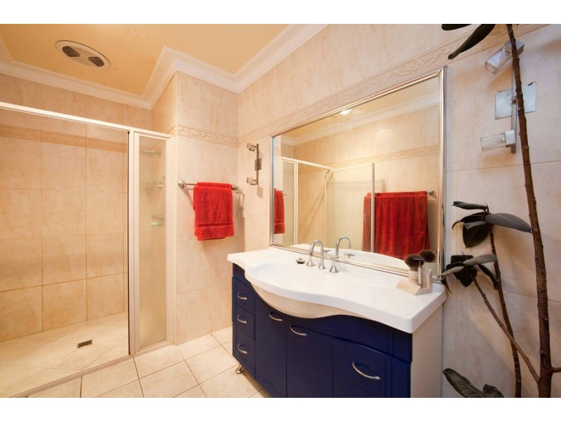 42 Manuka Road, Oyster Cove TAS 7150