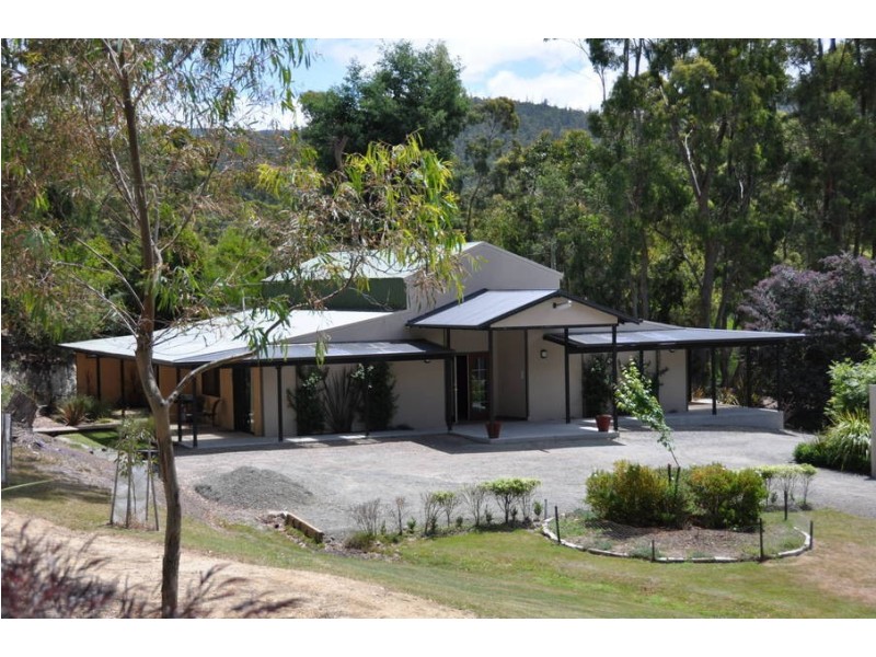 42 Manuka Road, Oyster Cove TAS 7150