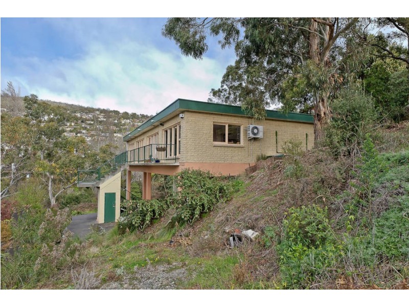 4/1 McAulay Road, Sandy Bay TAS 7005