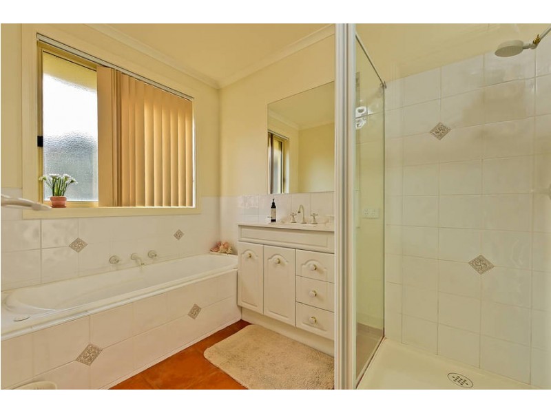 1/44 Summerleas Road, Kingston TAS 7050