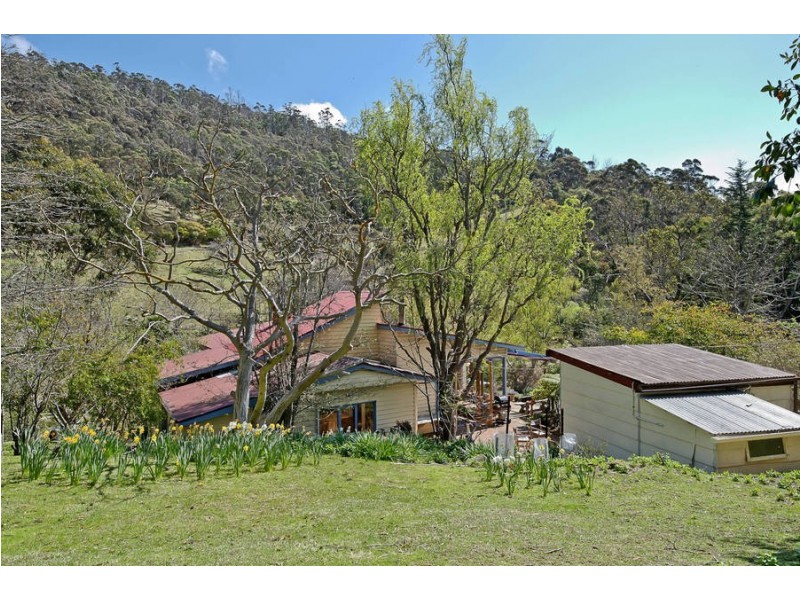 92  Brushy Creek Road, Lenah Valley TAS 7008
