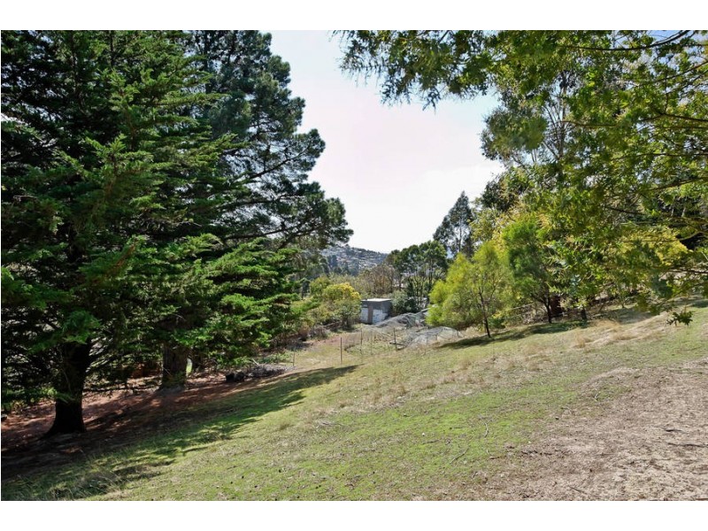 92  Brushy Creek Road, Lenah Valley TAS 7008