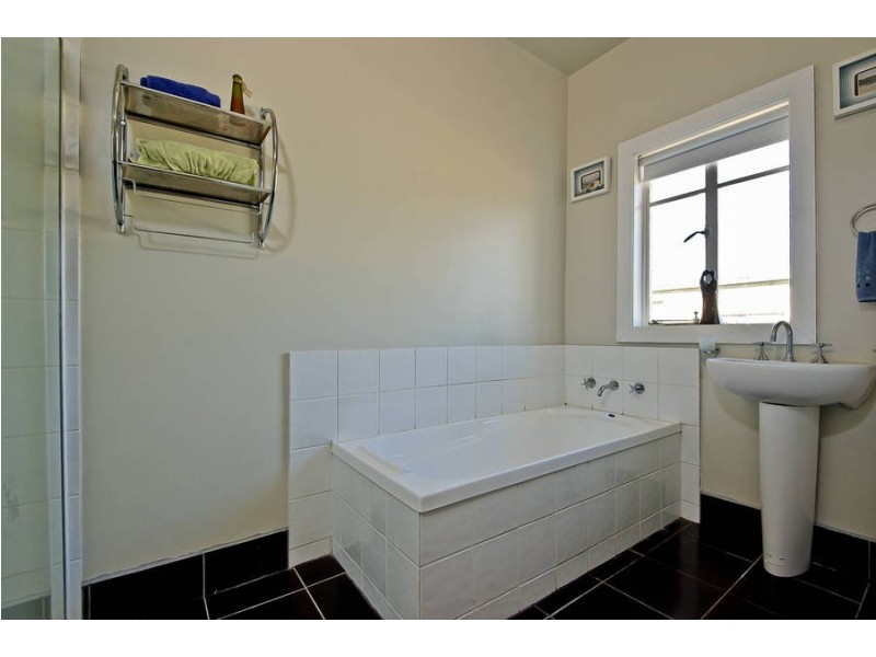 4 O’Grady Avenue, Lutana TAS 7009