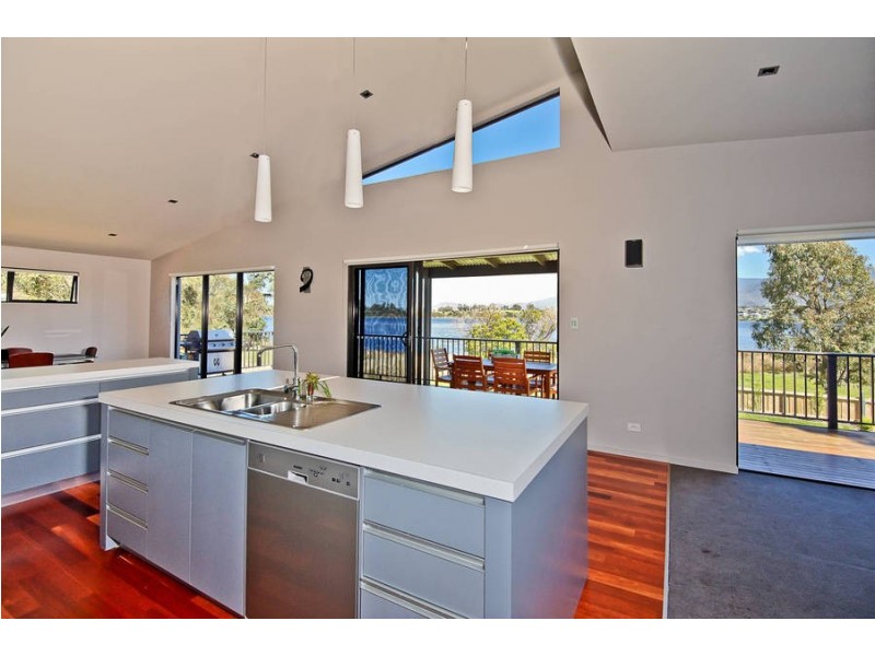 4 Francois Court, Old Beach TAS 7017