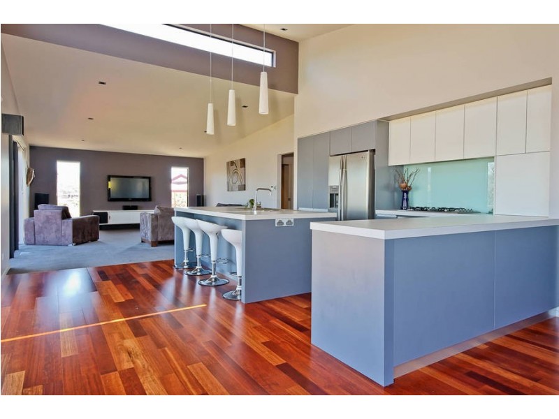 4 Francois Court, Old Beach TAS 7017