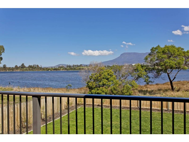 4 Francois Court, Old Beach TAS 7017