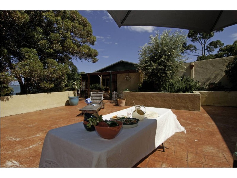 493 Shark Point Road, Penna TAS 7171