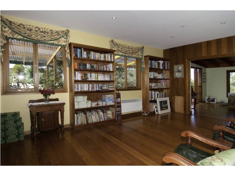 493 Shark Point Road, Penna TAS 7171