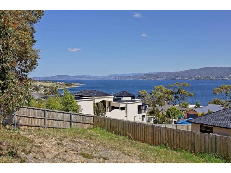 661 Oceana Drive, Tranmere TAS 7018