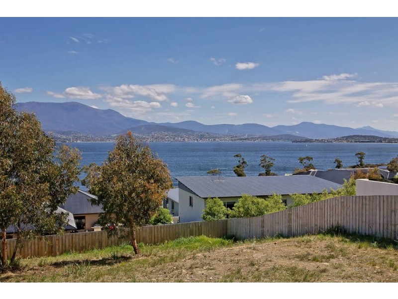 661 Oceana Drive, Tranmere TAS 7018