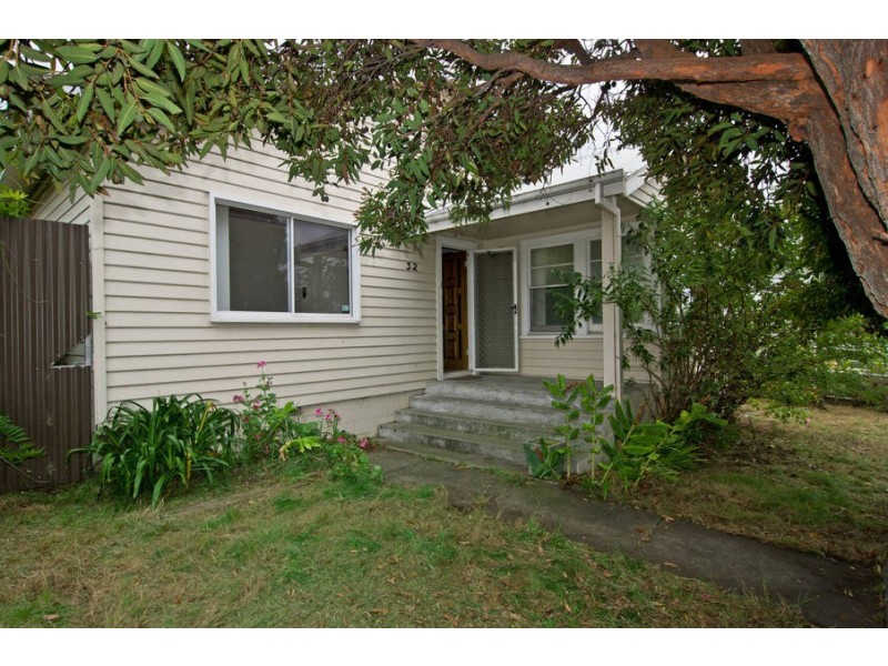 32 Gepp Parade, Derwent Park TAS 7009