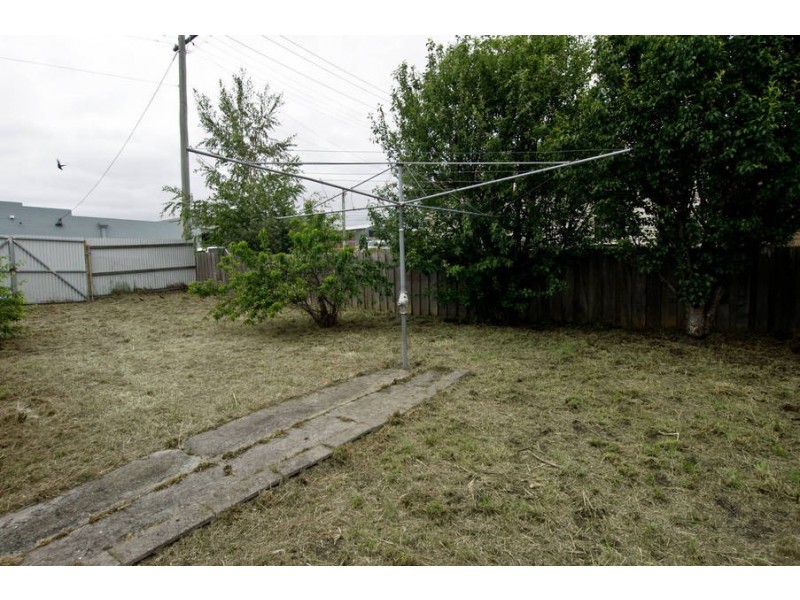 32 Gepp Parade, Derwent Park TAS 7009