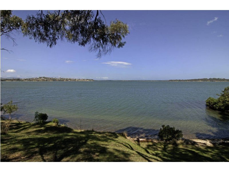 491 Shark Point Road, Penna TAS 7171