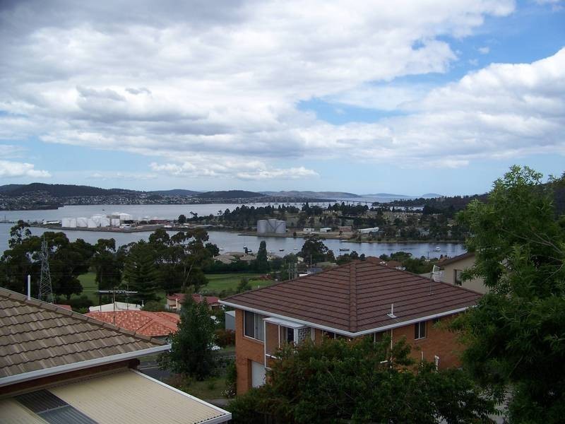 2/28 Lime Road, Lutana TAS 7009