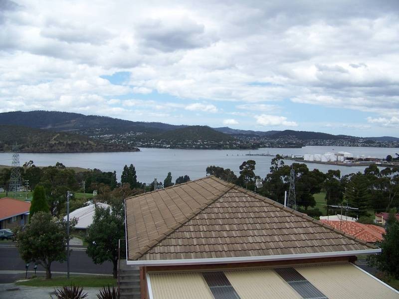 2/28 Lime Road, Lutana TAS 7009