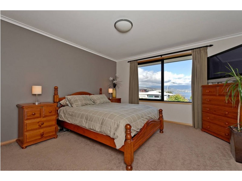 48 Arlunya Street, Tranmere TAS 7018