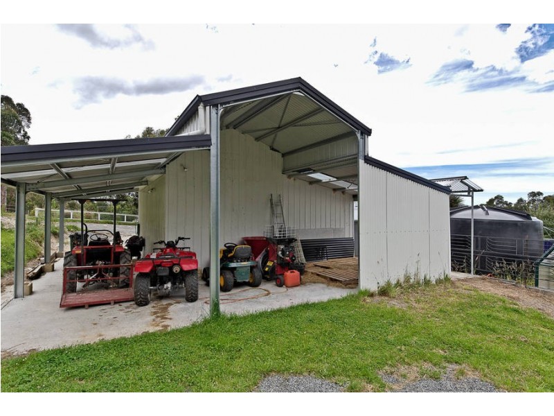112 McKenzies Road, Leslie Vale TAS 7054