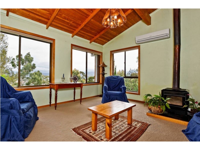 5 Nottingham Court, Lindisfarne TAS 7015