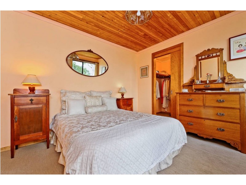 5 Nottingham Court, Lindisfarne TAS 7015