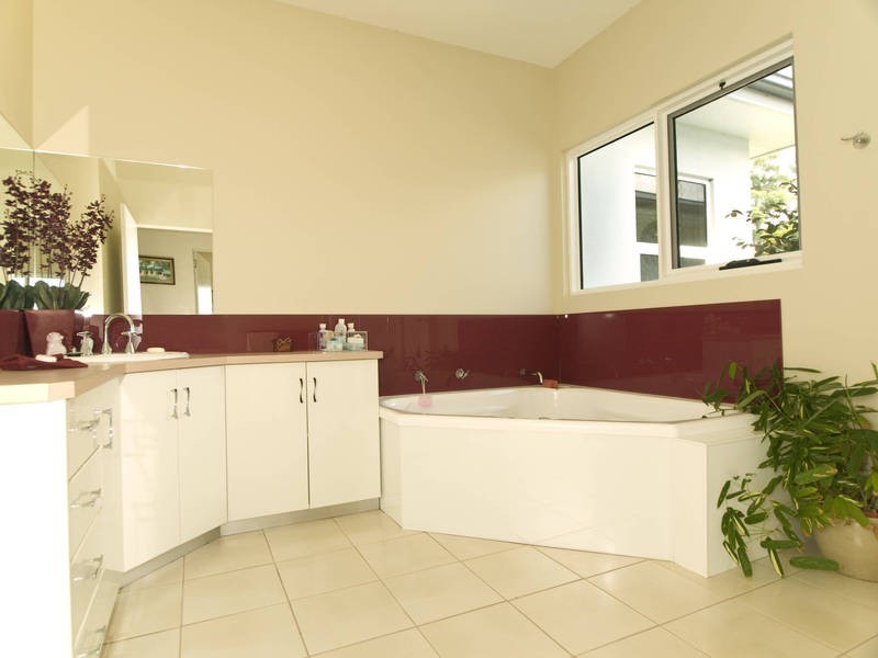 114 Old Station Road, Coningham TAS 7054