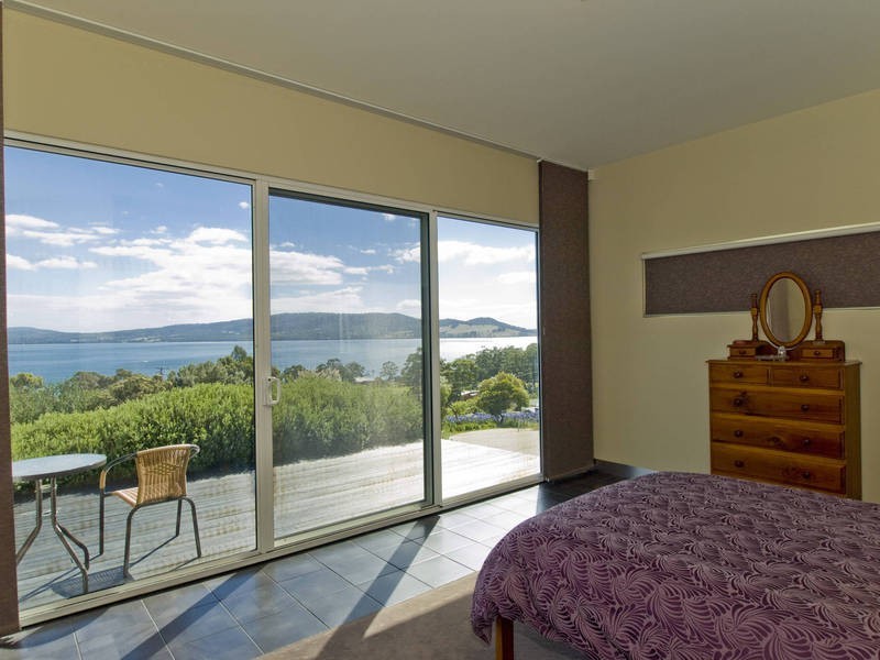 114 Old Station Road, Coningham TAS 7054