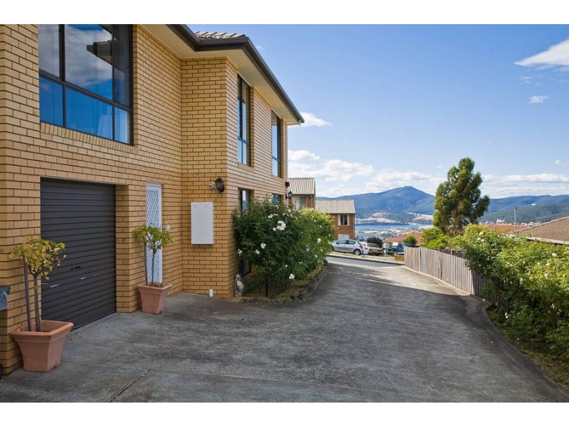 1/110 Amy Street, West Moonah TAS 7009