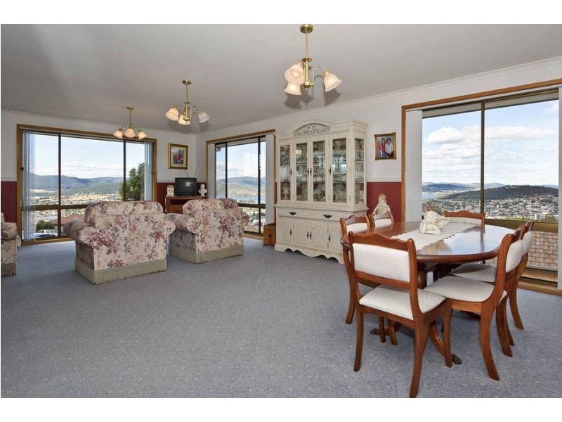 1/110 Amy Street, West Moonah TAS 7009