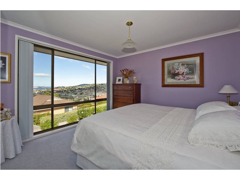 1/110 Amy Street, West Moonah TAS 7009