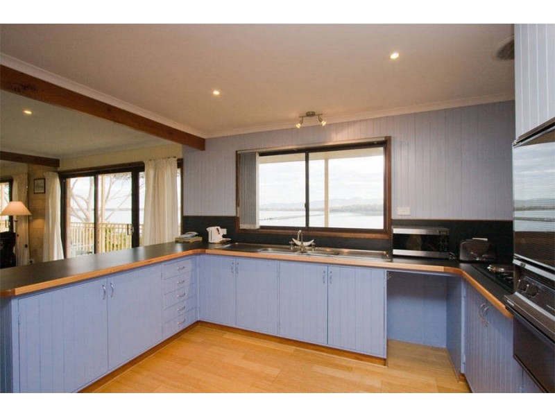 Midway Point TAS 7171