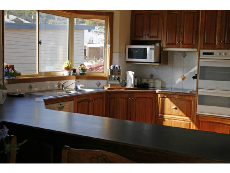 26 Sunhaven Avenue, Geilston Bay TAS 7015