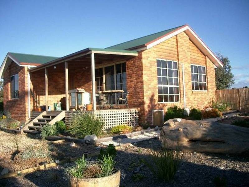 5 Meadows Place, Opossum Bay TAS 7023