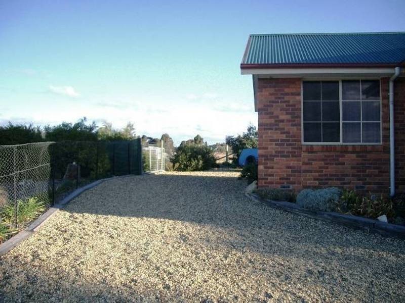 5 Meadows Place, Opossum Bay TAS 7023